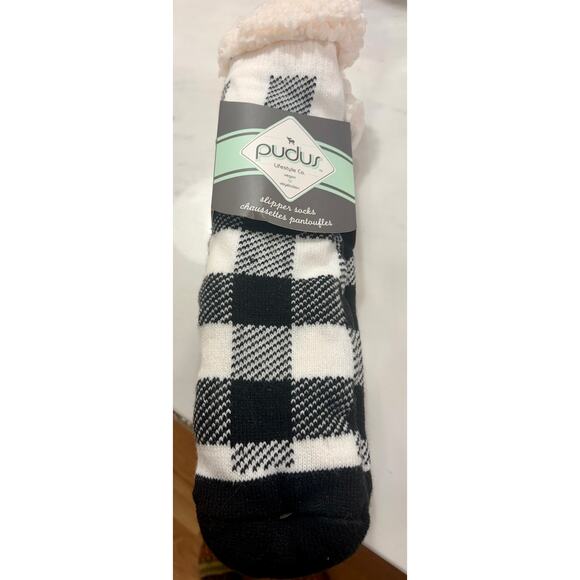 Cozy NWT Pudus Socks Size: Adult - Regular - Picture 2 of 3